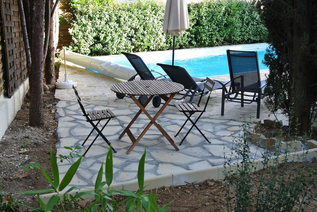 דירות Les Angles  En Avignon 30133 Les Angles חדר תמונה